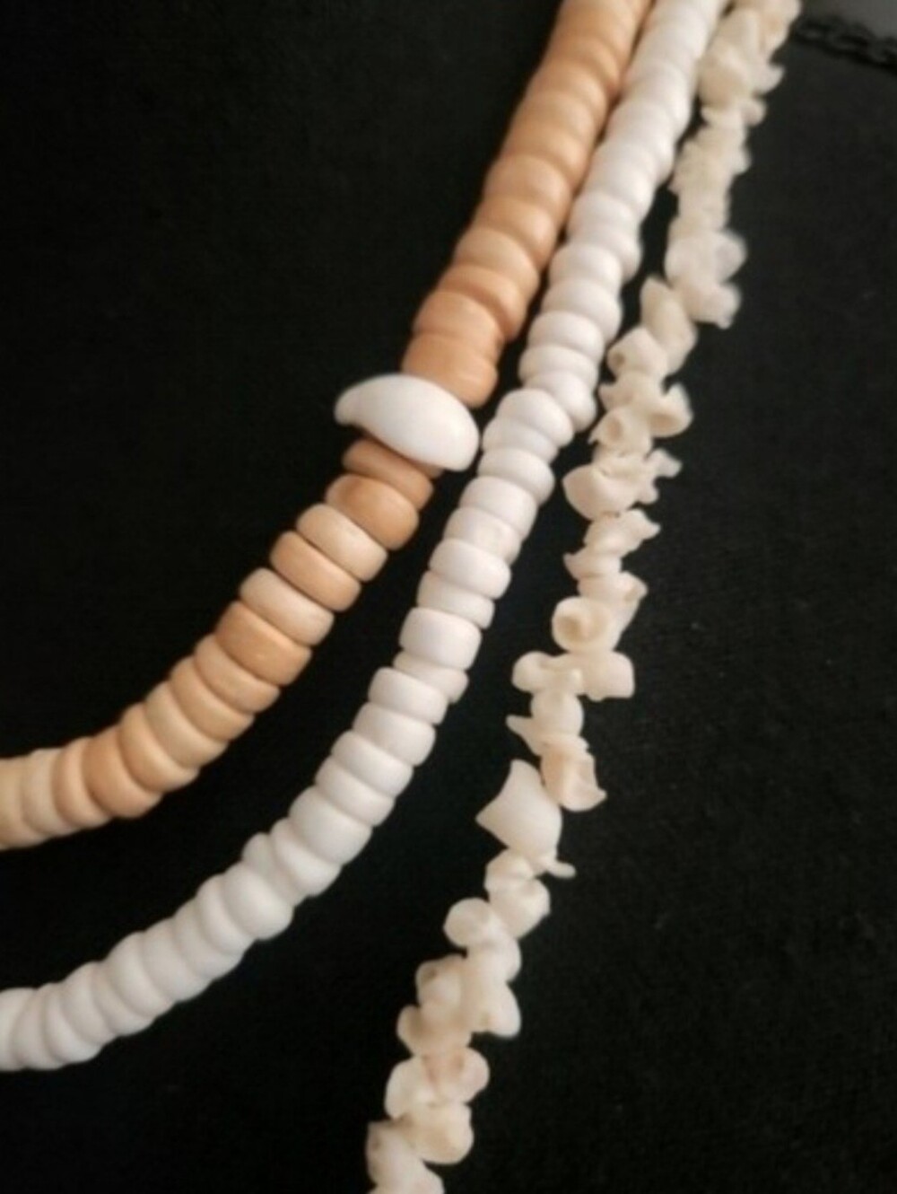 Island Layers Shell Necklace Trio - Picture 6 of 9